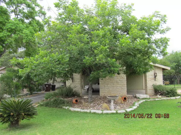 1094 Lake Breeze DR, Canyon Lake, TX 78133
