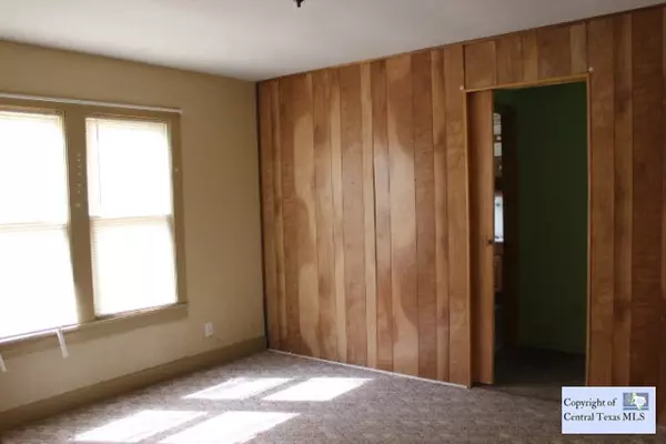 Luling, TX 78648,1124 Parr ST