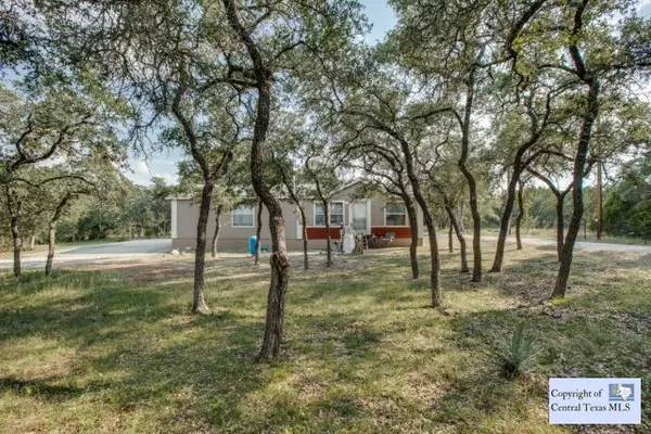 Lakehills, TX 78063,350 Cameron