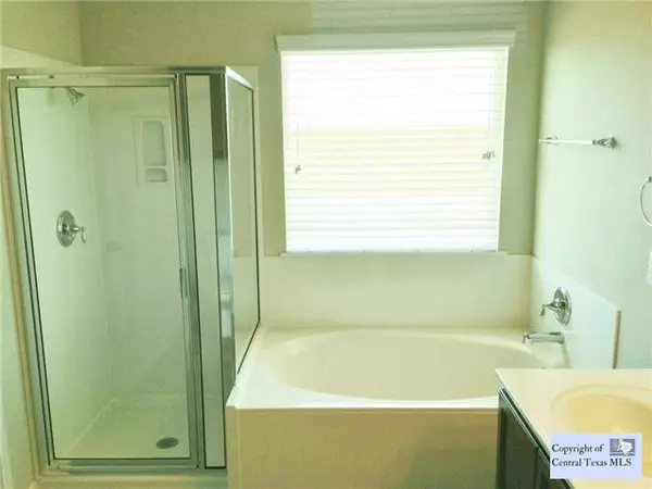 Kyle, TX 78640,352 Voyager CV