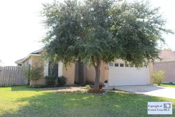 Lockhart, TX 78644,220 Sunshadow DR