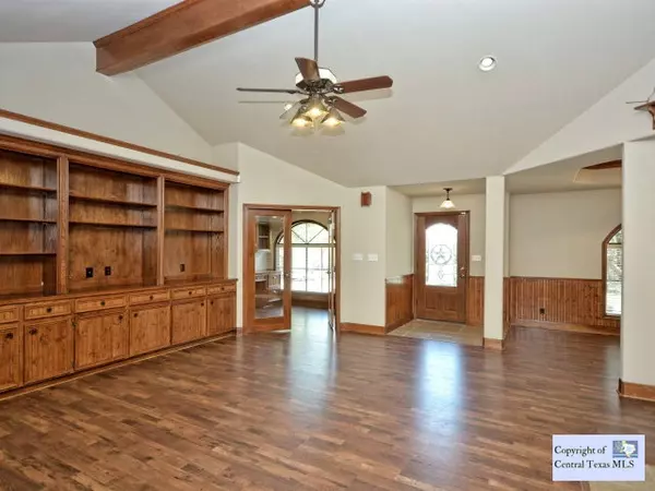 Canyon Lake, TX 78133,105 N Middle LN