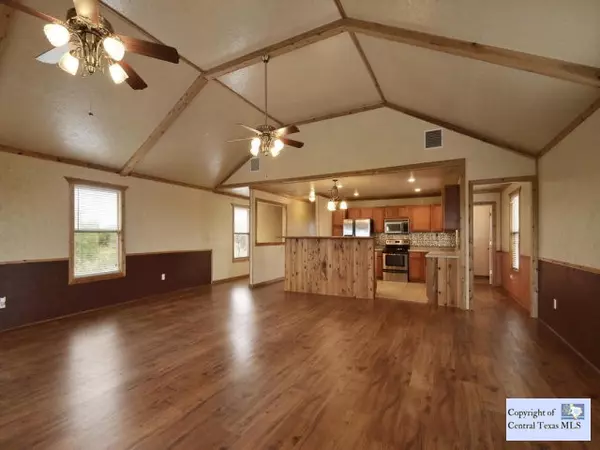 Lockhart, TX 78644,1000 Pin Oak