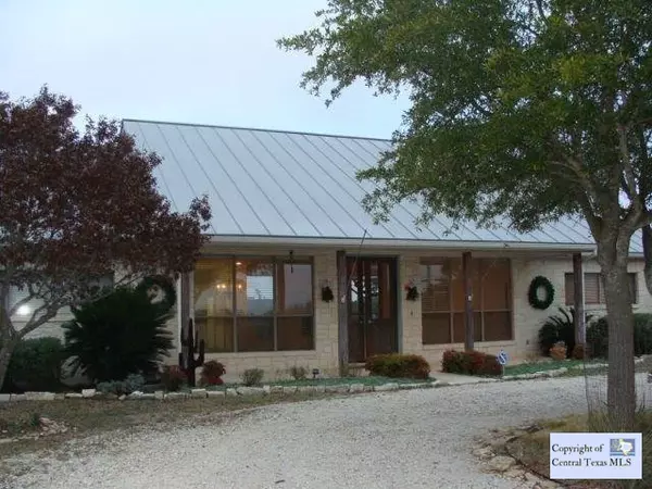 185 Stallion Estates DR, Spring Branch, TX 78070