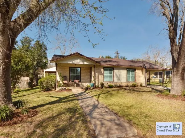 Luling, TX 78648,114 Rivercrest ST