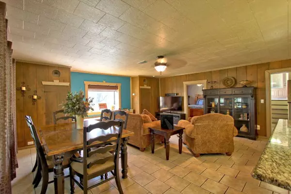 Lakehills, TX 78063,155 Scenic CIR