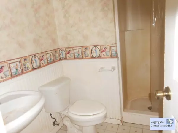 Lockhart, TX 78644,86 Clark RD