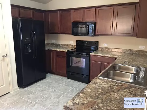 Luling, TX 78648,152 Falcon DR