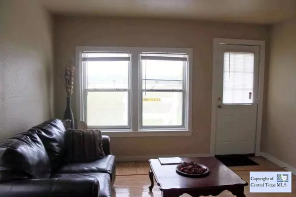 Maxwell, TX 78656,370 Martindale Lake RD