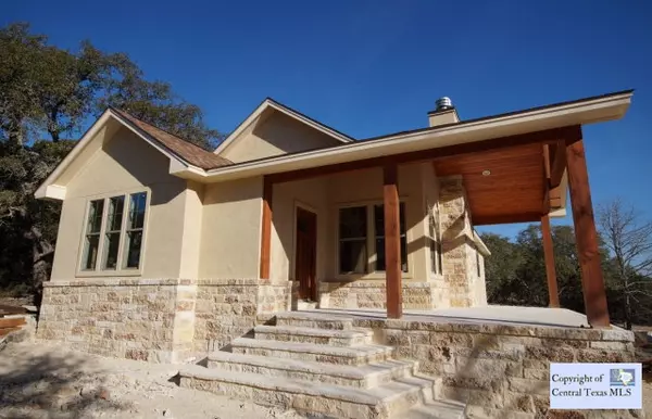 1076 SE Oliver, Canyon Lake, TX 78133