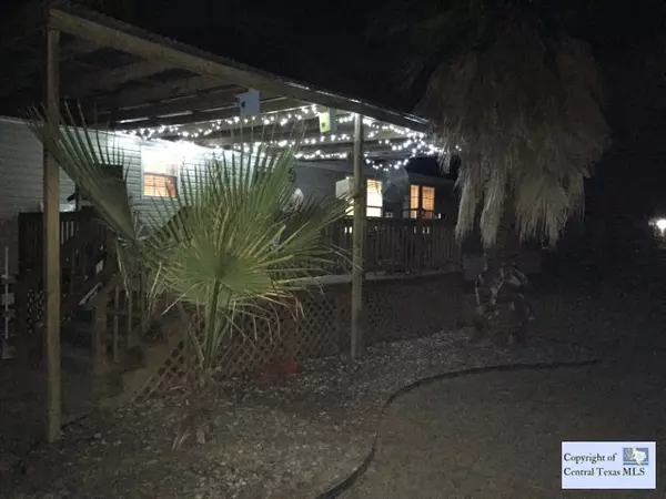 Mcqueeney, TX 78123,125 Arthur LN