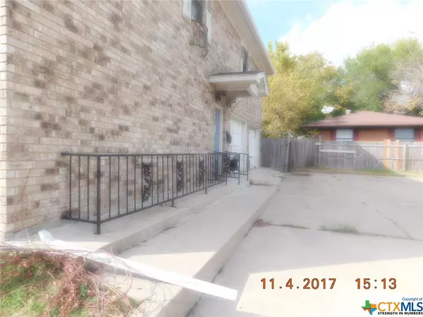 Rockdale, TX 76567,205 Summit ST #A-B