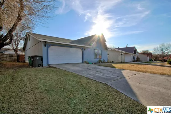 5710 Three Springs DR, San Antonio, TX 78244