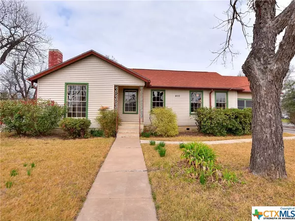 400 Harvey ST,  San Marcos,  TX 78666