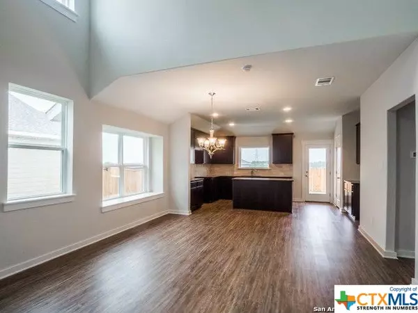 Schertz, TX 78154,5234 Nature PATH