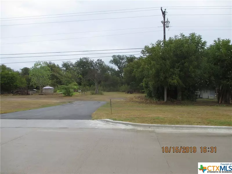 701 N Central AVE, Troy, TX 76579