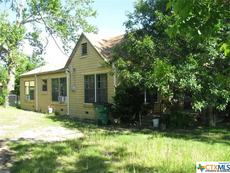 371 N Hwy 281, Evant, TX 76525