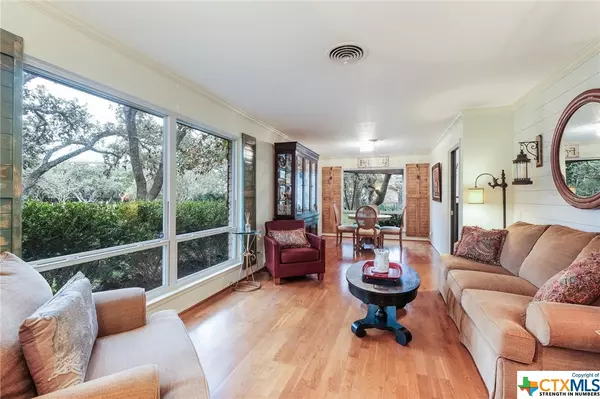 107 End Gate LN, Shavano Park, TX 78231