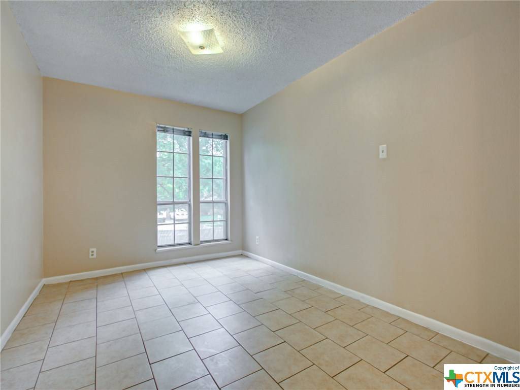 Austin, TX 78753,9802 Hansford DR