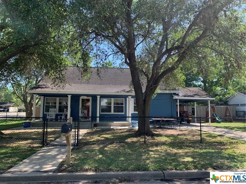 Cuero, TX 77954,1107 Huck ST