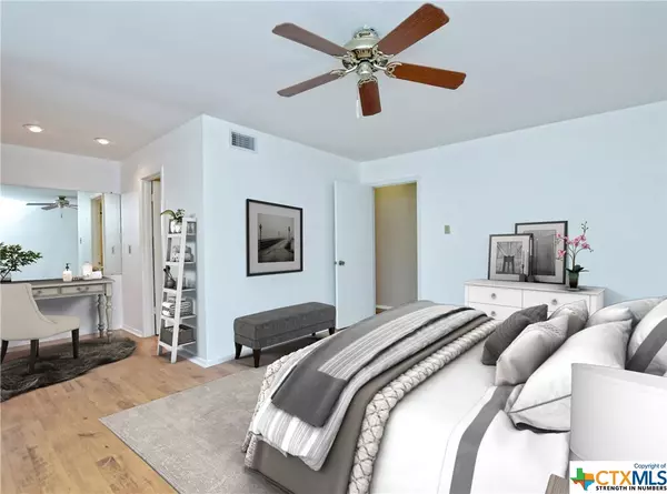 Austin, TX 78750,11003 Hillside Oak LN