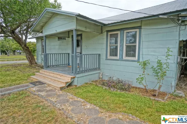 Bartlett, TX 76511,335 N Lillian ST