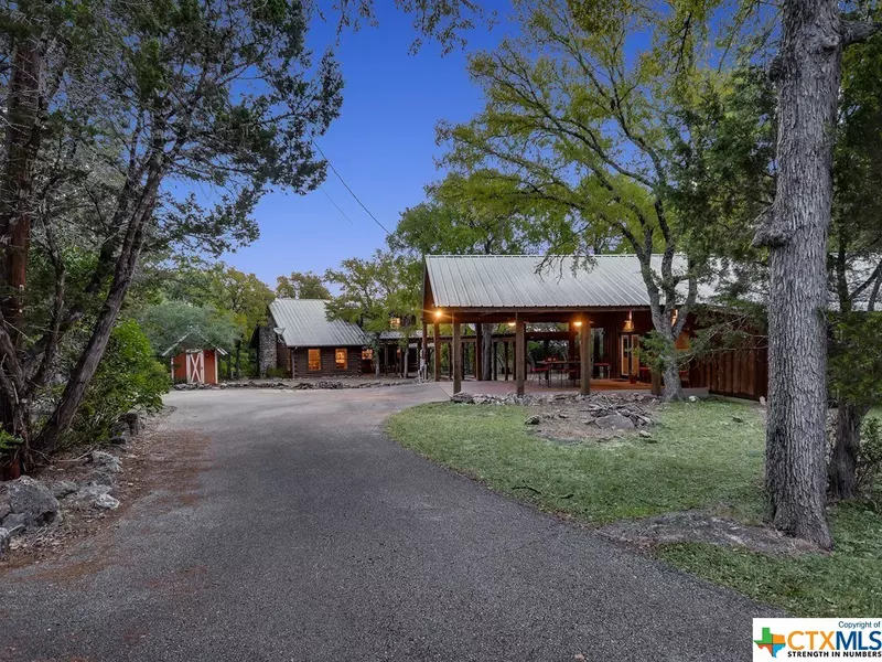 418 Field RD, Fischer, TX 78623