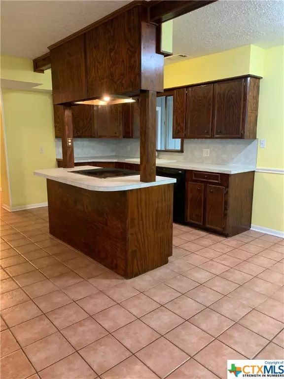 Cleveland, TX 77327,1353 FM 2518