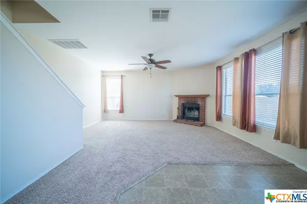 Hutto, TX 78634,719 Decker DR