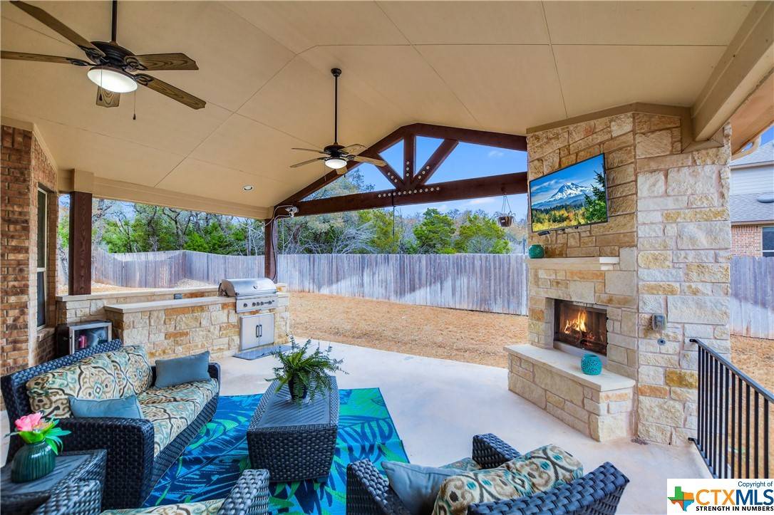 1117 Winding Way DR, Georgetown, TX 78628