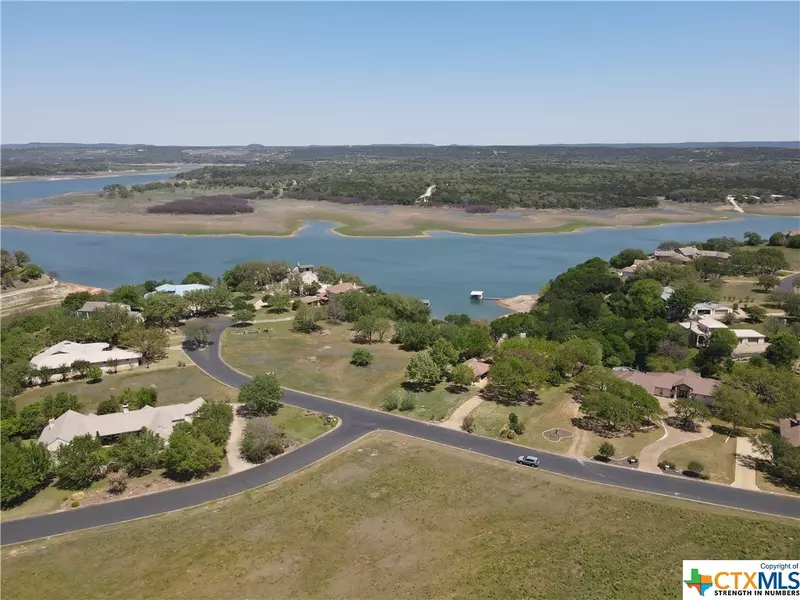 2402 Sailpoint DR, Spicewood, TX 78669