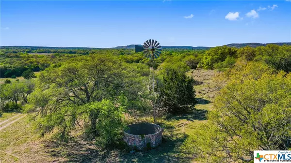 601 Rec Corral Ranch RD, Wimberley, TX 78676