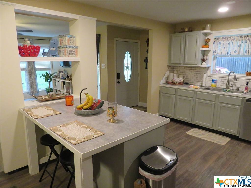 Belton, TX 76513,11 Ridgewood DR