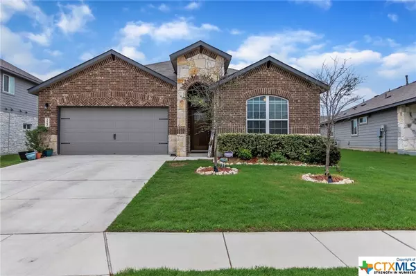 323 Walnut CRK, New Braunfels, TX 78130