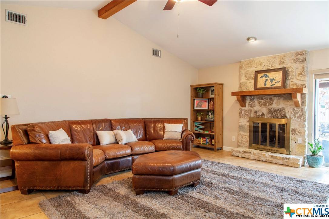 Austin, TX 78749,4309 Molokai DR