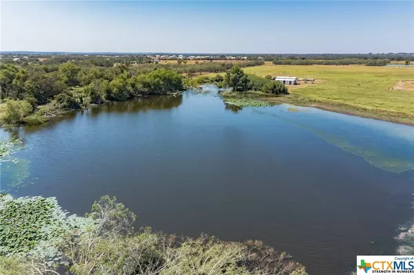 La Vernia, TX 78121,9798 Fm 775