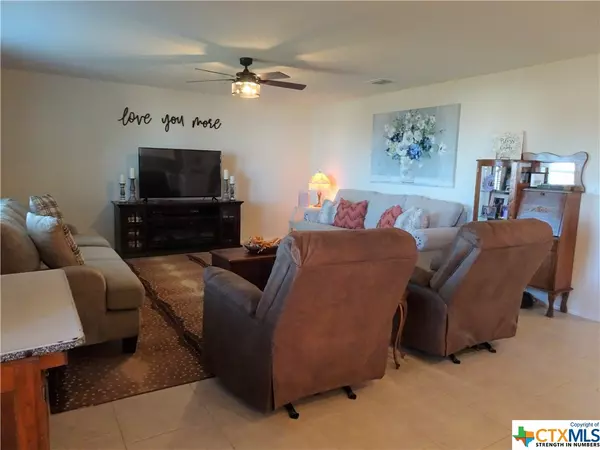 San Antonio, TX 78260,331 Salz WAY