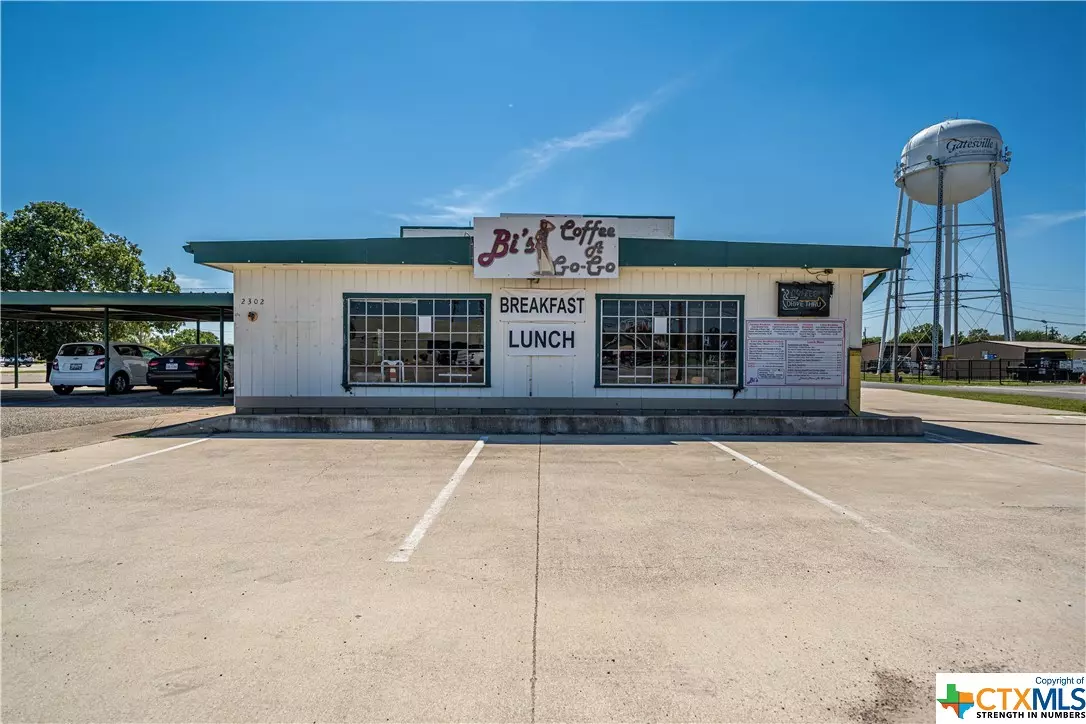 Gatesville, TX 76528,2302-2304 S State Highway 36