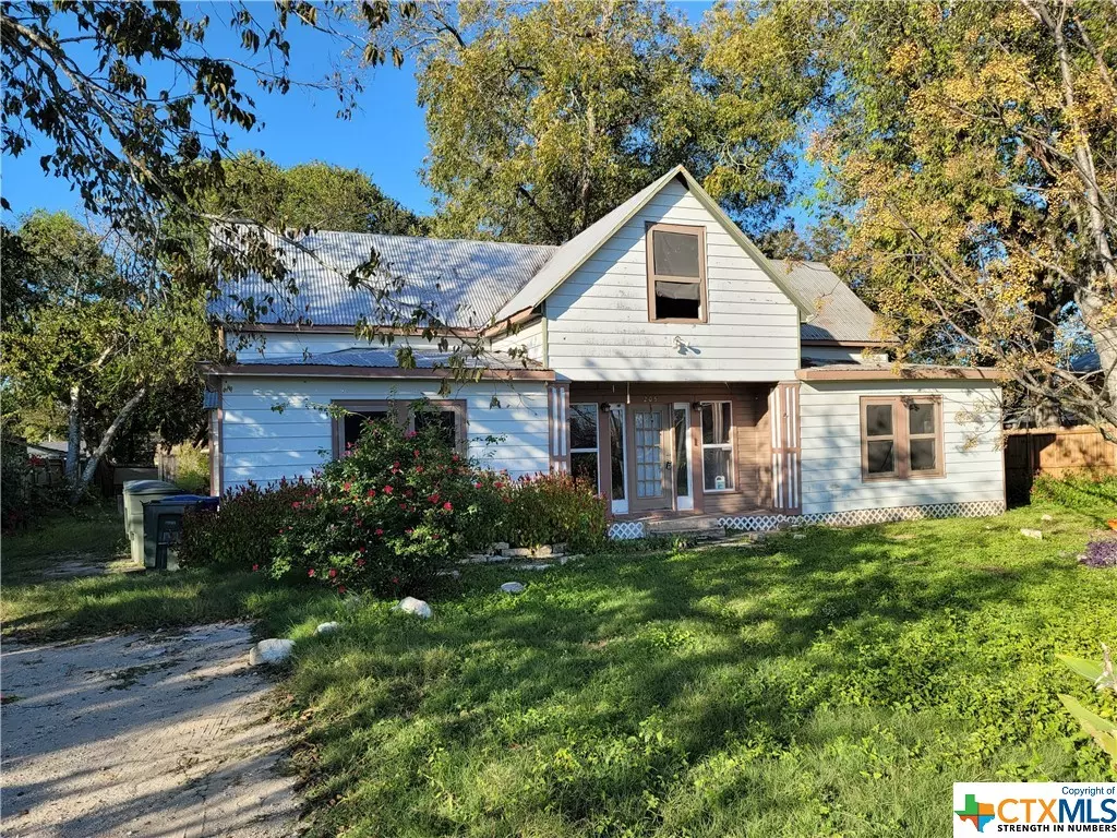 Cibolo, TX 78108,205 Rawe AVE