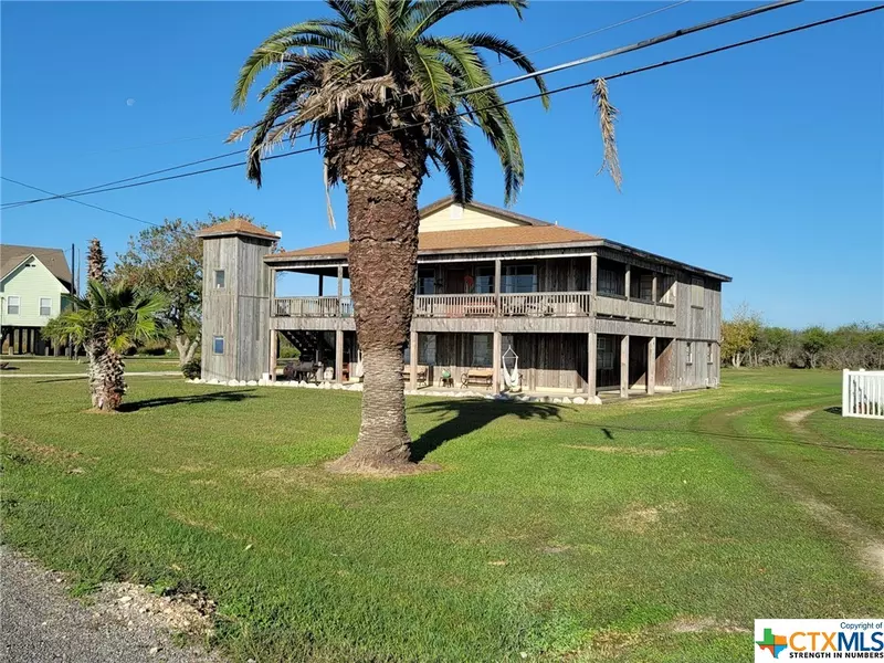 1706 Bay AVE, Seadrift, TX 77983