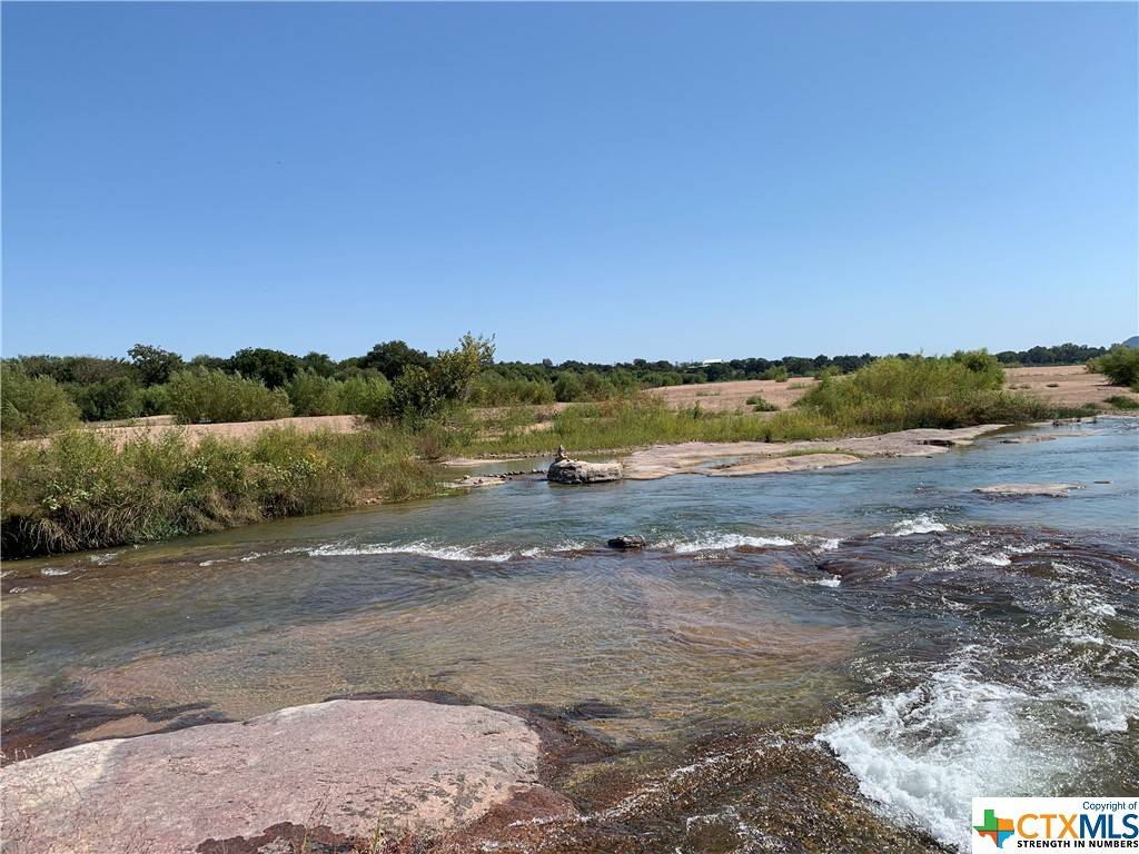 Kingsland, TX 78639,6800 River Oaks DR