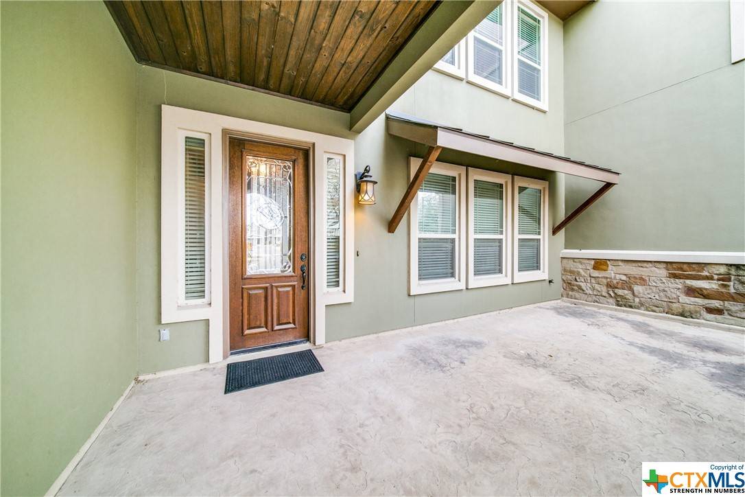 New Braunfels, TX 78130,961 N Academy AVE