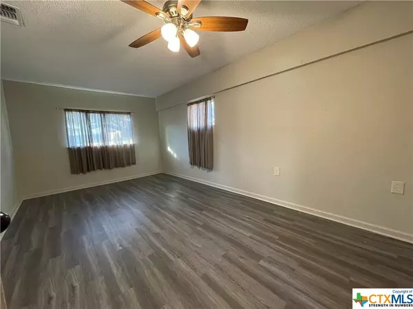 San Marcos, TX 78666,610 Conway DR