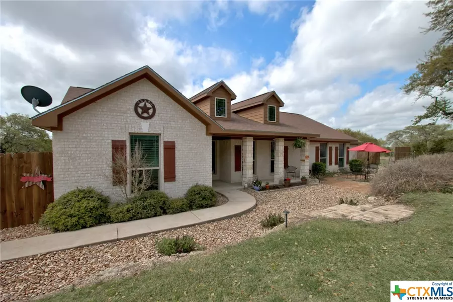 1106 Madrone RD, Fischer, TX 78623