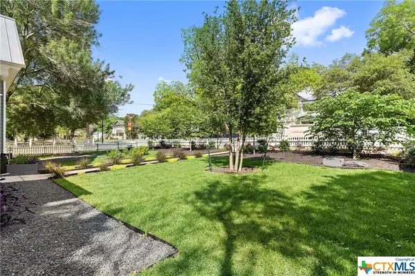 San Marcos, TX 78666,835 W Hopkins St ST