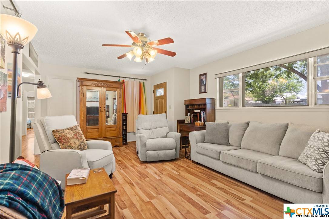 Lampasas, TX 76550,16 Alexander LN