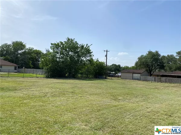 Schulenburg, TX 78956,000 Black ST