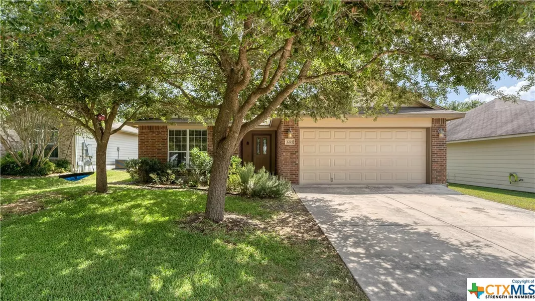 2225 Bentwood DR, New Braunfels, TX 78130