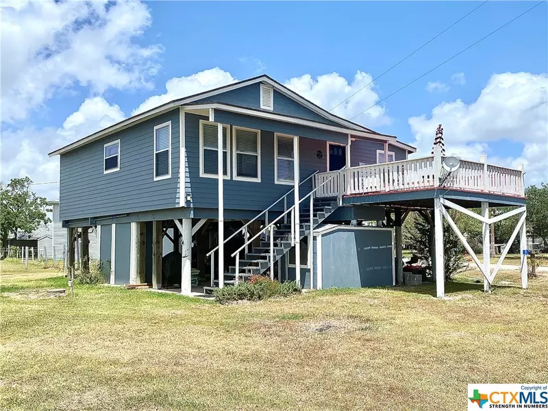 19 2nd Jensen Point ST, Palacios, TX 77465