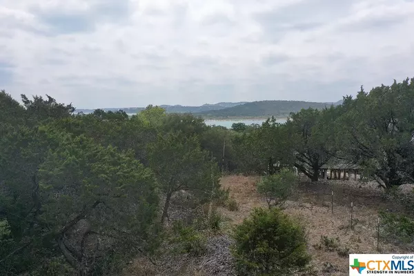 749 Lakebreeze DR,  Canyon Lake,  TX 78133